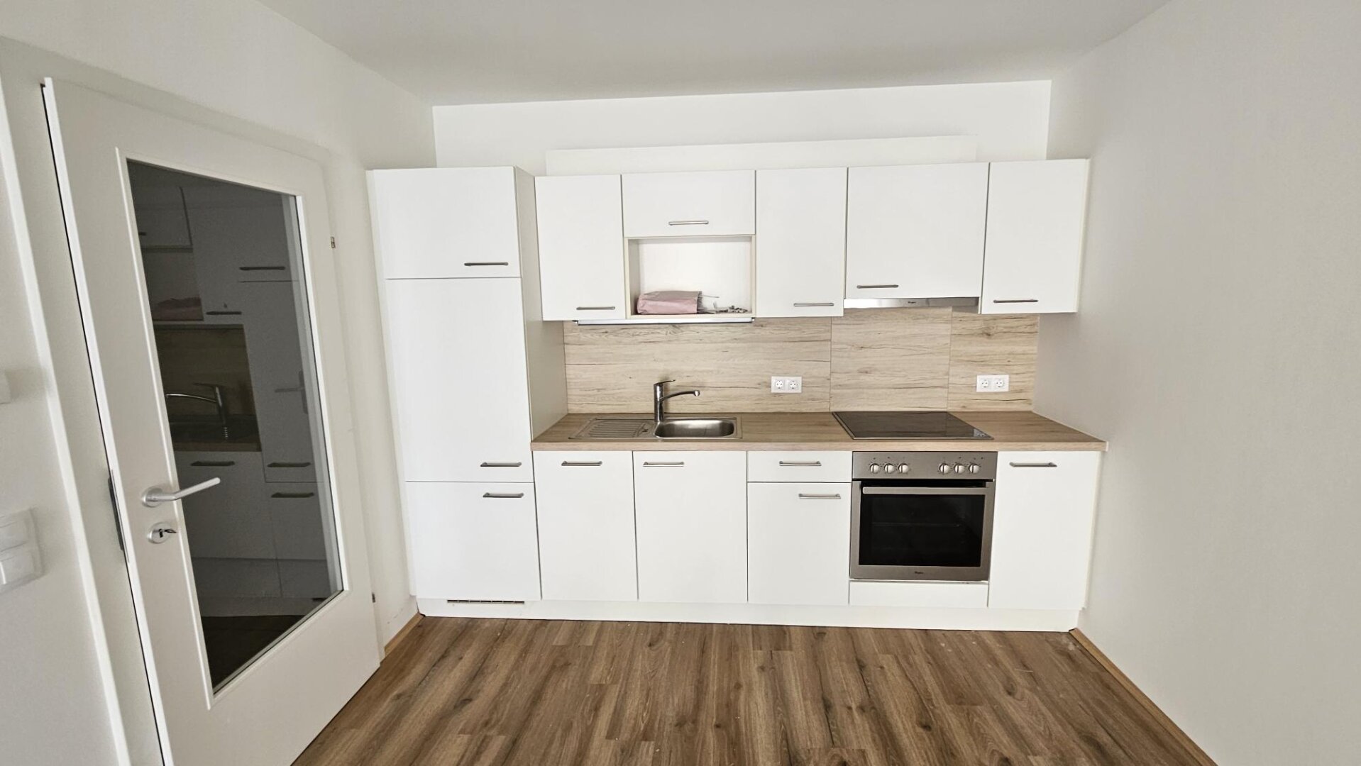 Zwei Zimmer Genossenschaftswohnung mit Balkon