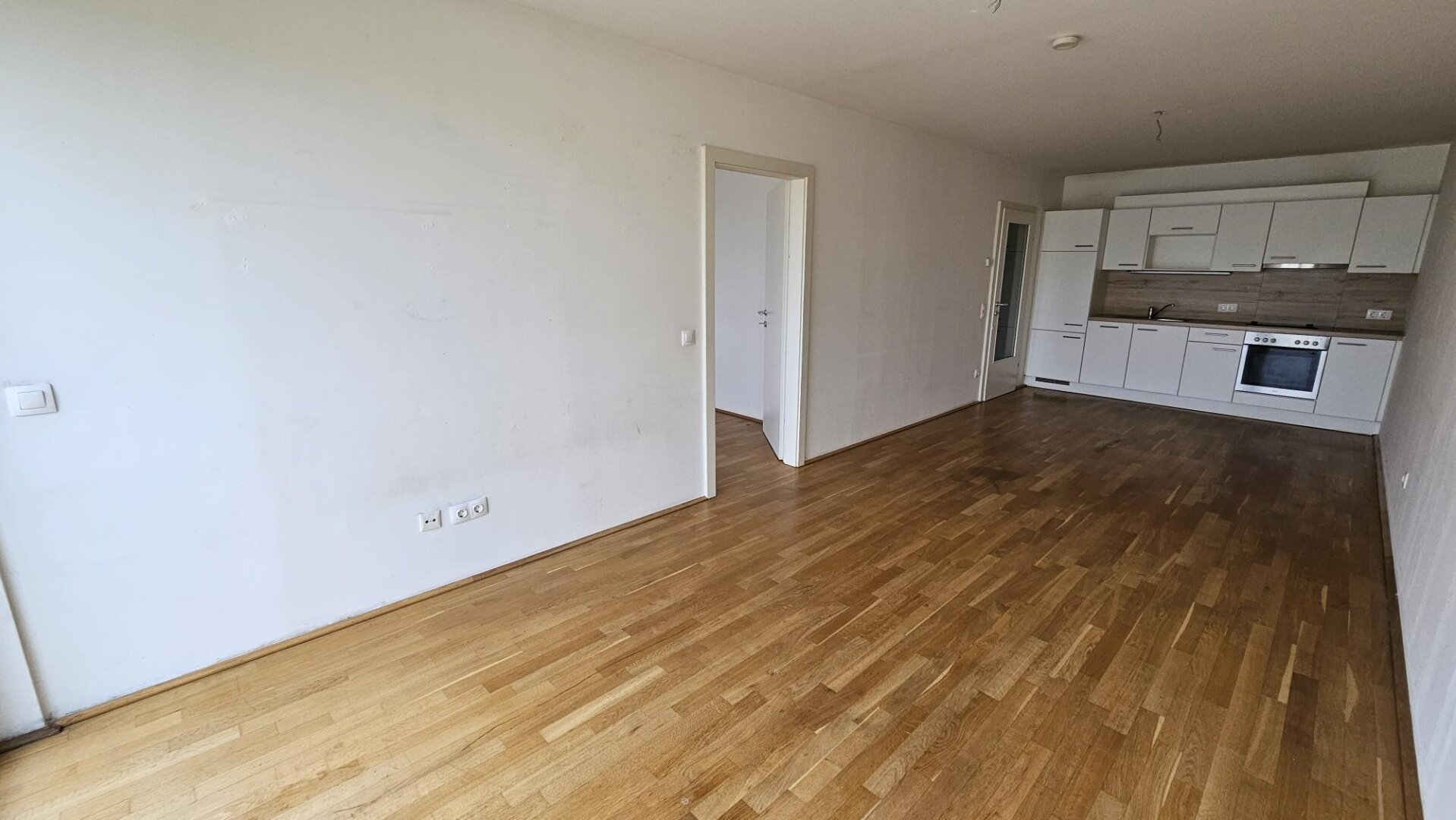 2 Zimmerwohnung mit direktem Schlossbergblick