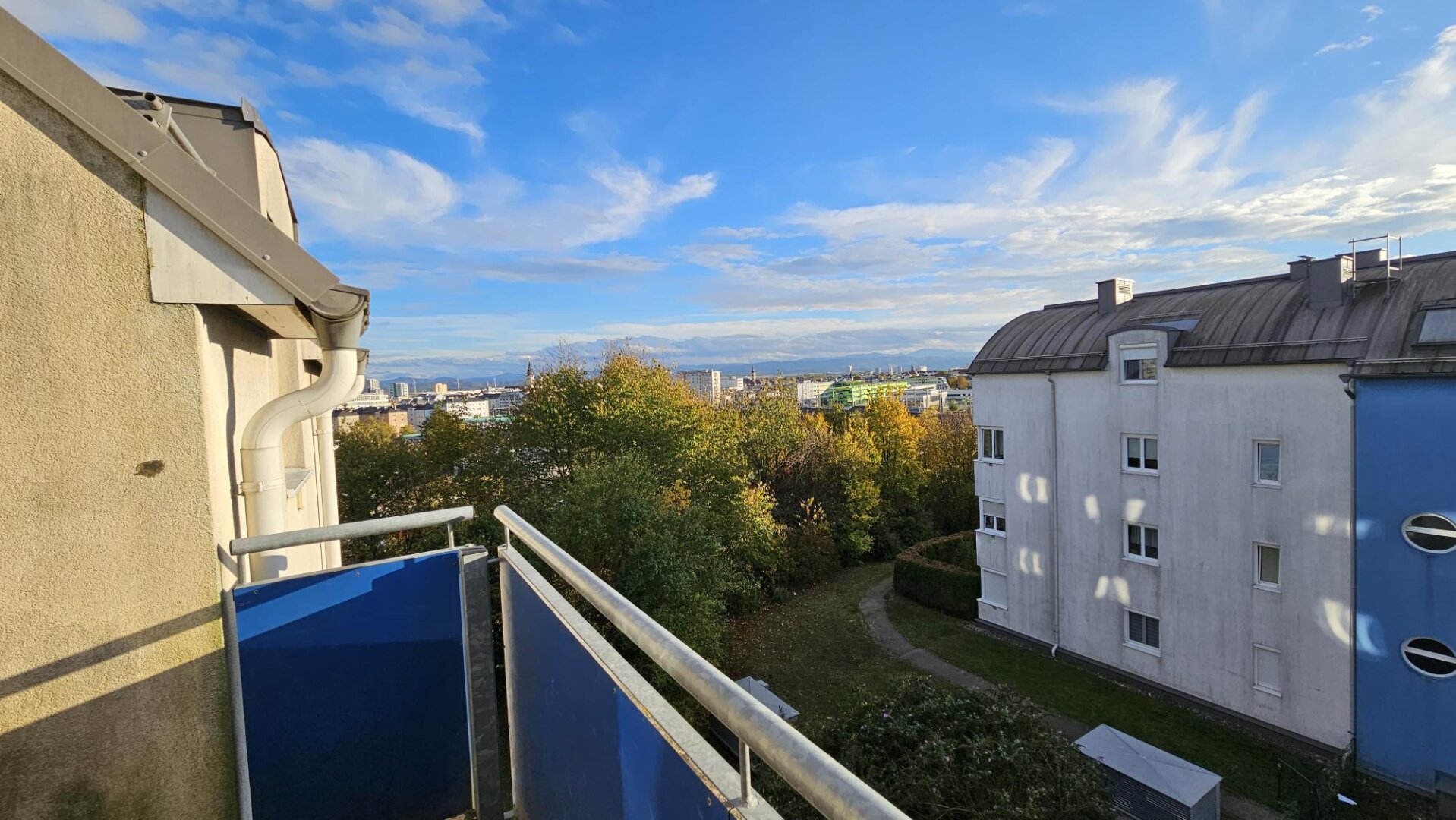 PROVISIONSFREIE 3 ZIMMER DACHGESCHOSSWOHNUNG ! FLORIANIWEG 1!