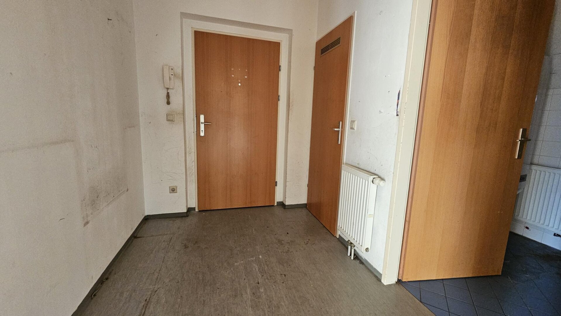 PROVISIONSFREIE 3 ZIMMER DACHGESCHOSSWOHNUNG ! FLORIANIWEG 1!