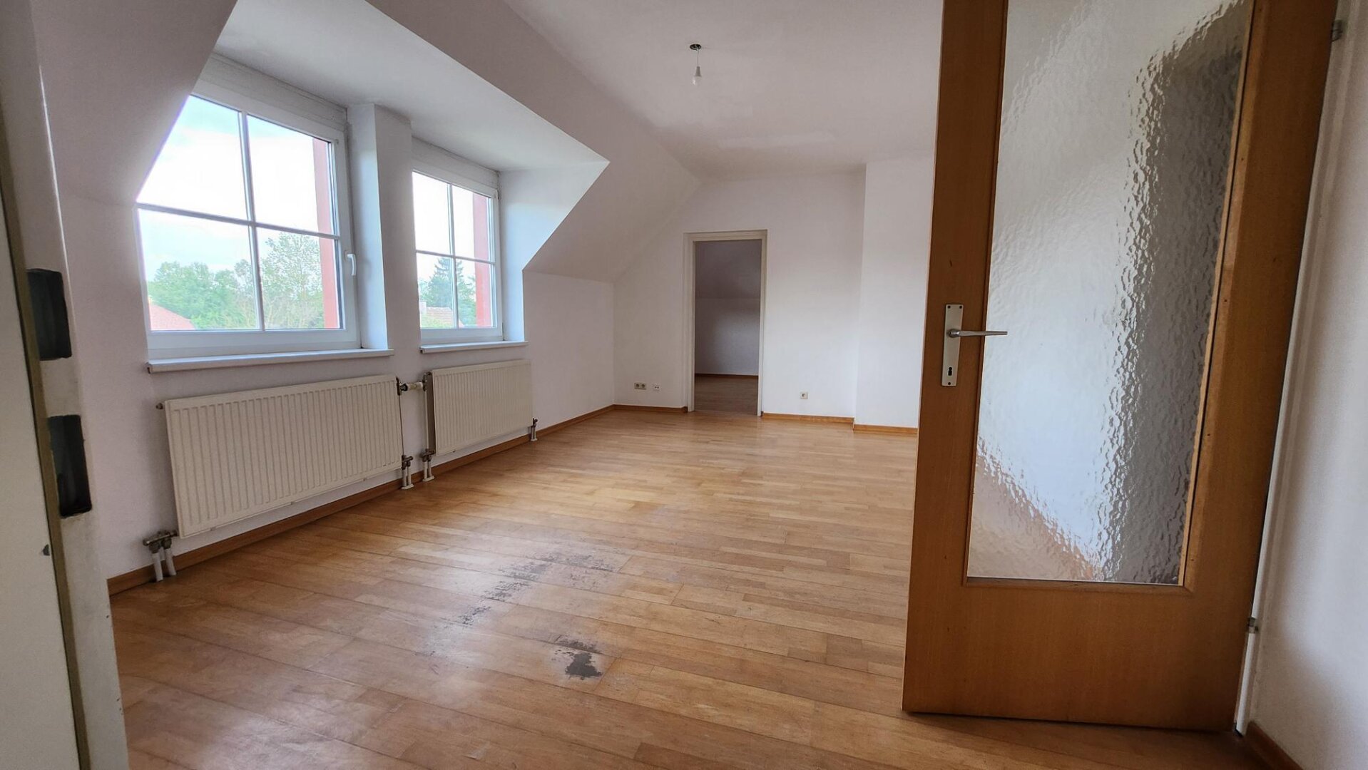 PROVISIONSFREI! 3-ZIMMER WOHNUNG!