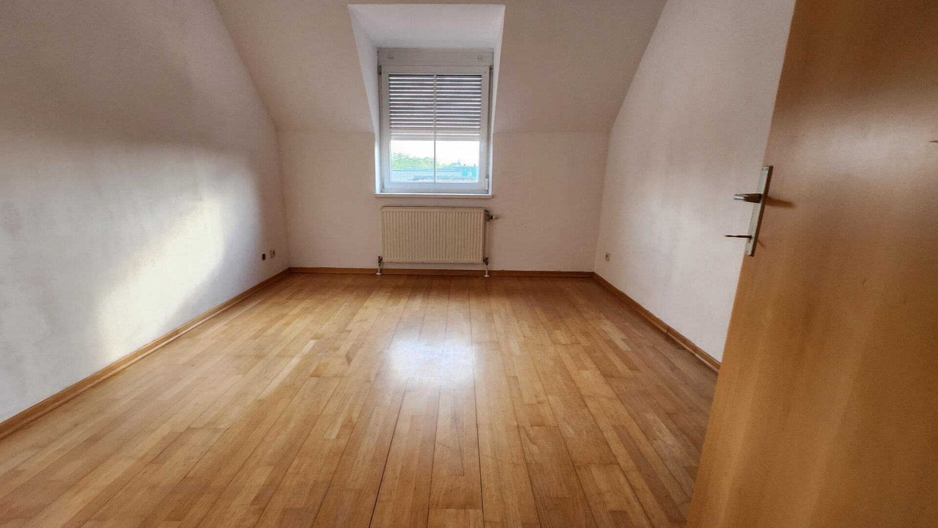 PROVISIONSFREI! 3-ZIMMER WOHNUNG!