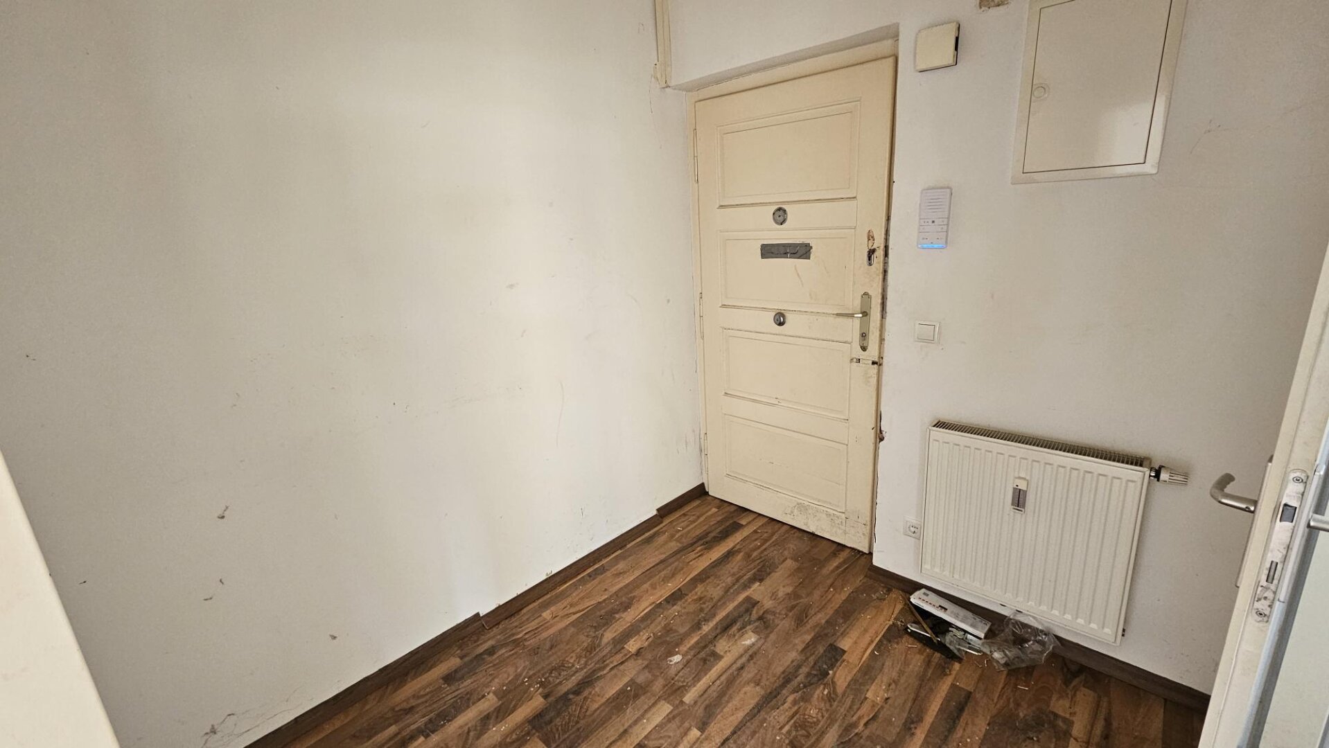 Sehr günstige 2-ZImmer- Genossenschaftswohnung