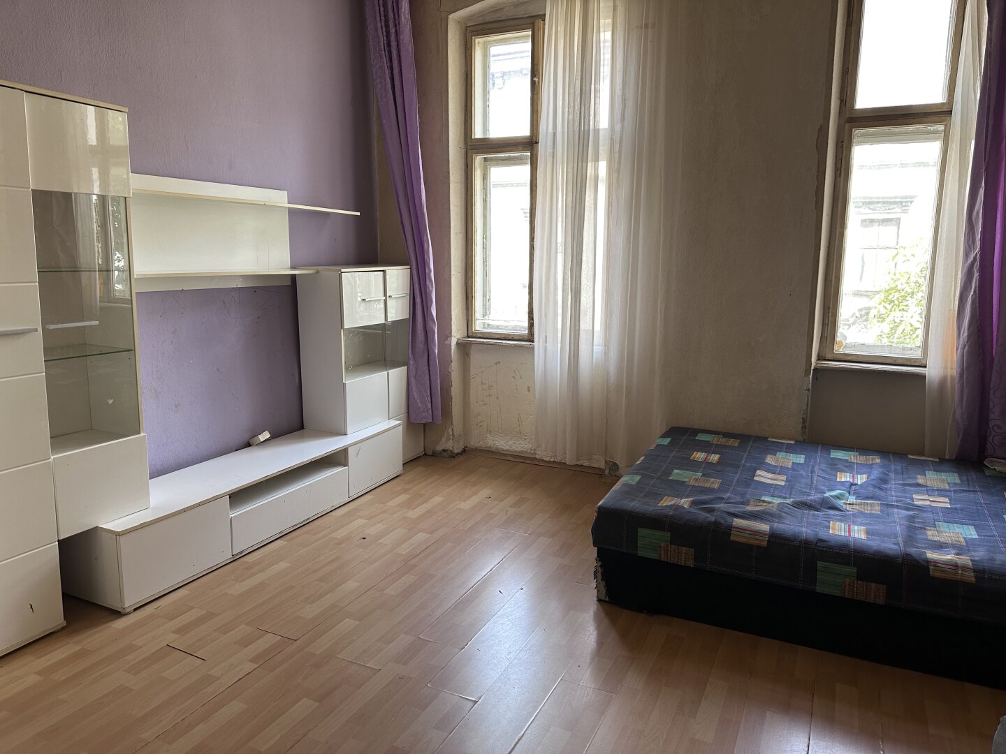 1-Zimmer in einem modernisierten ALTBAUHAUS