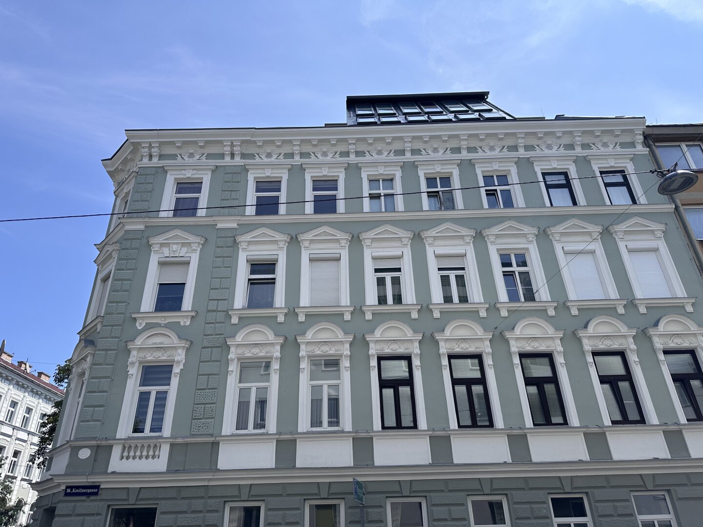 1-Zimmer in einem modernisierten ALTBAUHAUS