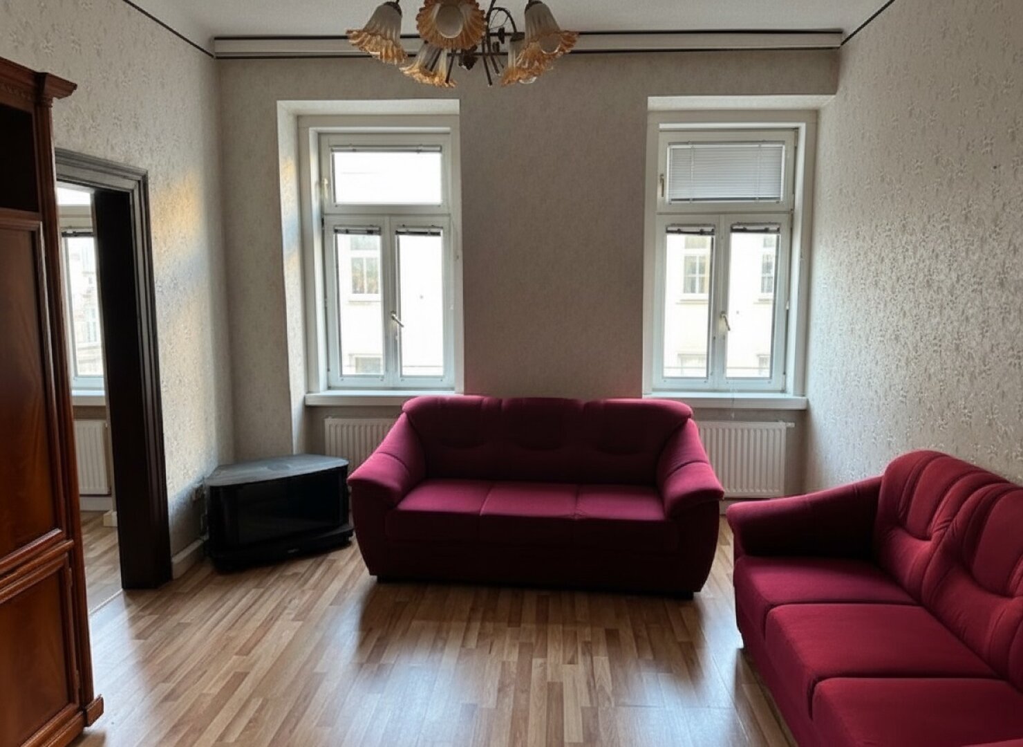Großzügige Altbauwohnung mit neuwertige Küche und Lift nähe Meidlinger Hauptstraße