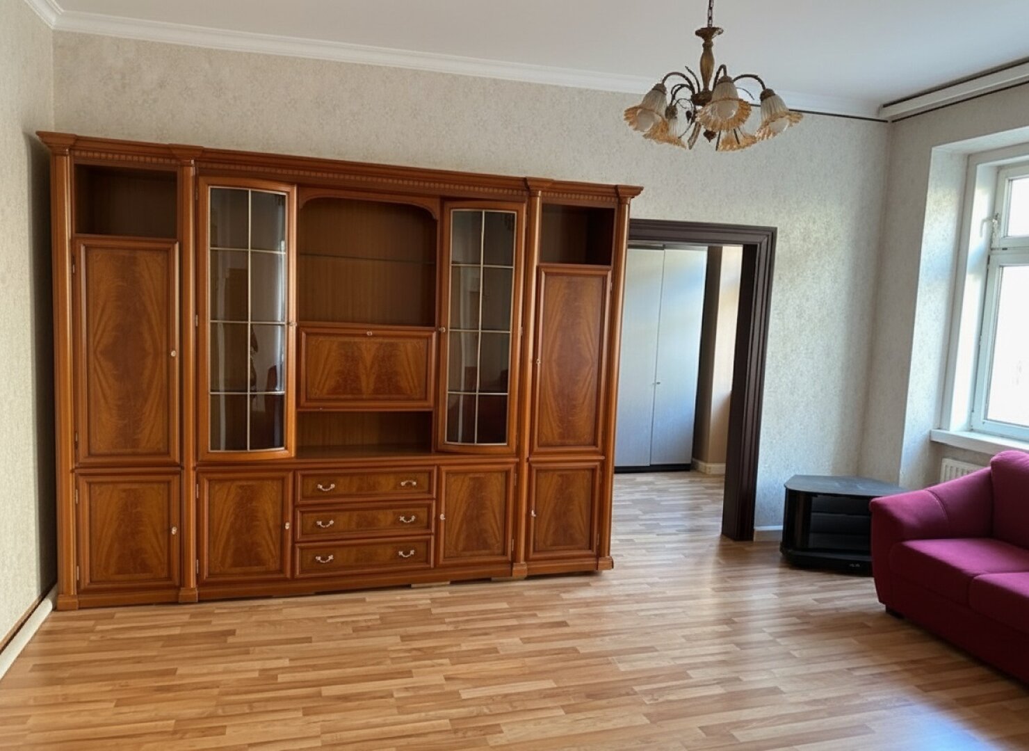 Großzügige Altbauwohnung mit neuwertige Küche und Lift nähe Meidlinger Hauptstraße