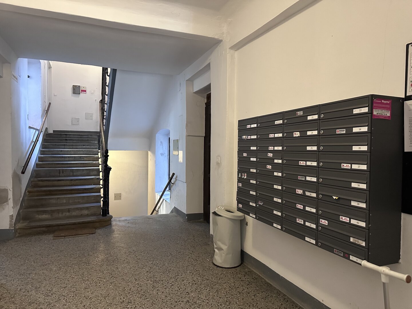 Unsanierte ERDGESCHOSSWOHNUNG - nähe Einsiedlerplatz