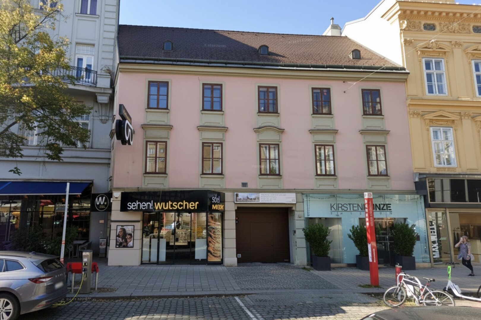 Bewilligtes Altbauprojekt mit Dachausbau direkt am Rochusmarkt
