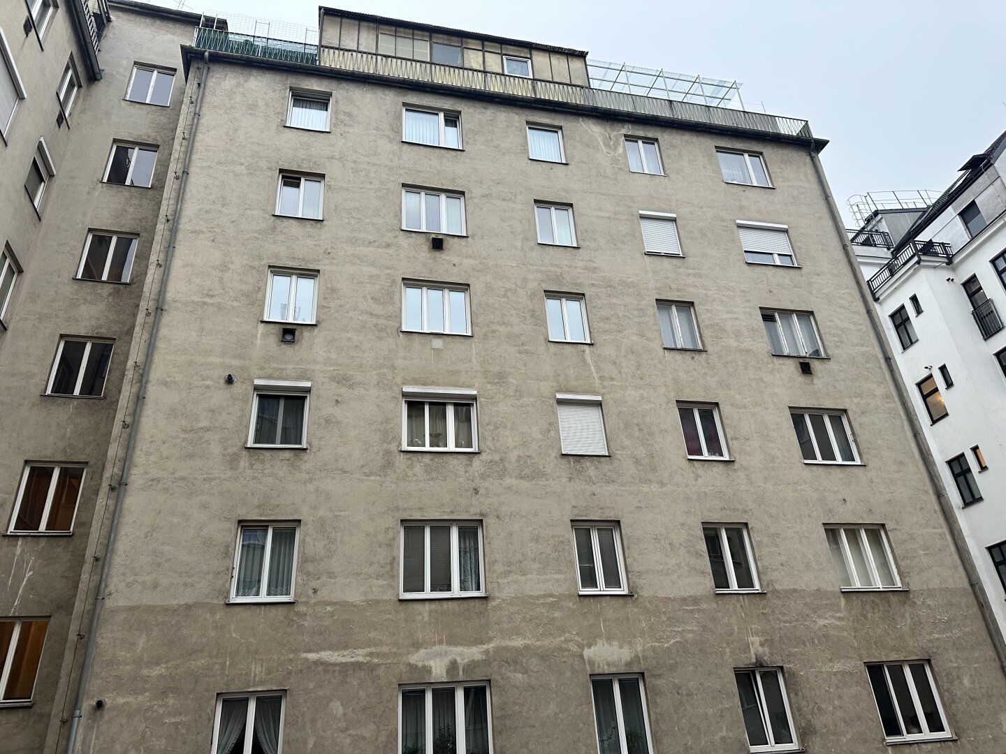 UNSANIERTE 4 ZIMMER NEUBAUWOHNUNG BEIM SONNWENDVIERTEL