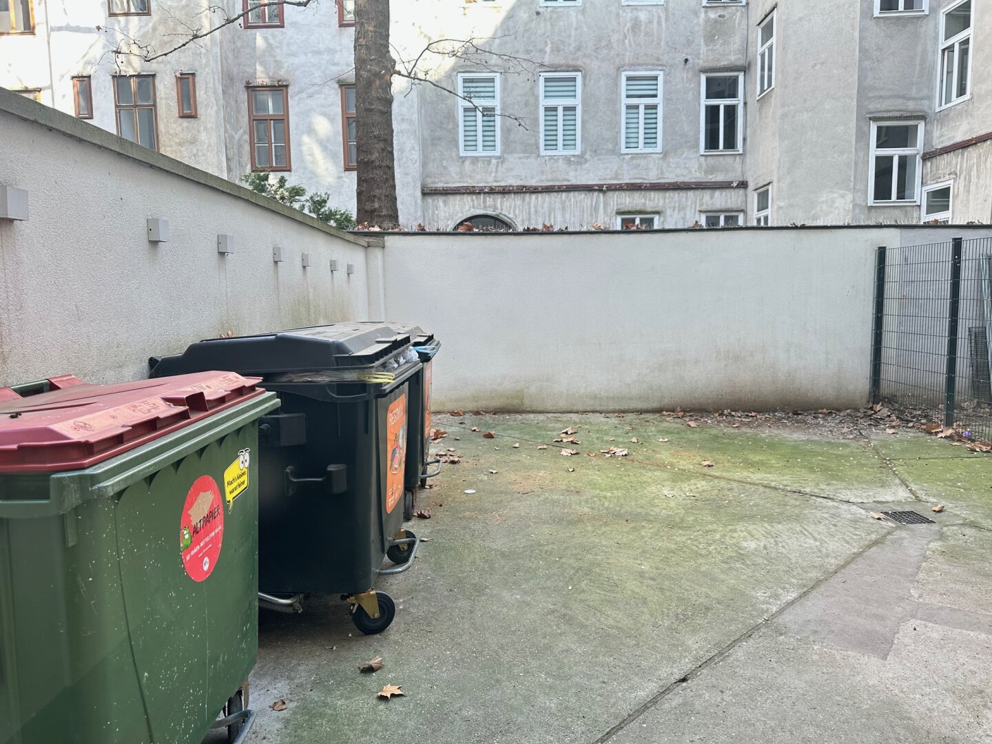Sanierte 2 Zimmer Wohnung mit stabiler Miete - Investoren oder Eigennutzer möglich