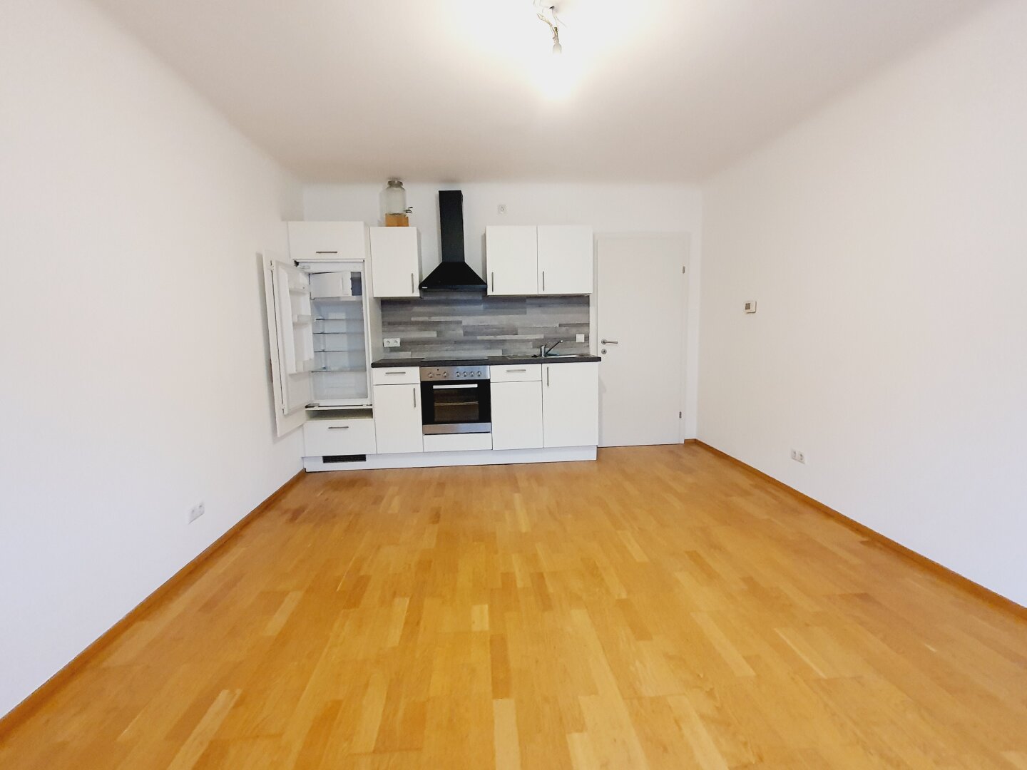 Top sanierter Neubau 3 Zimmer 4.Liftstock - ruhige Lage