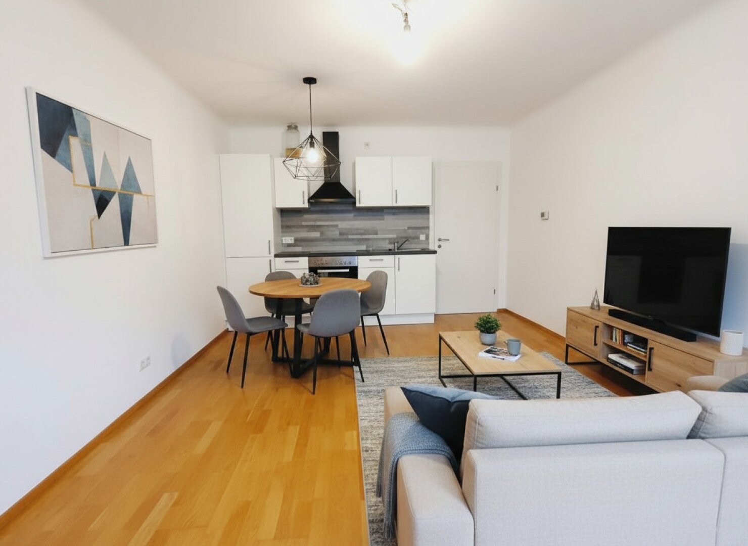 Top sanierter Neubau 3 Zimmer 4.Liftstock - ruhige Lage