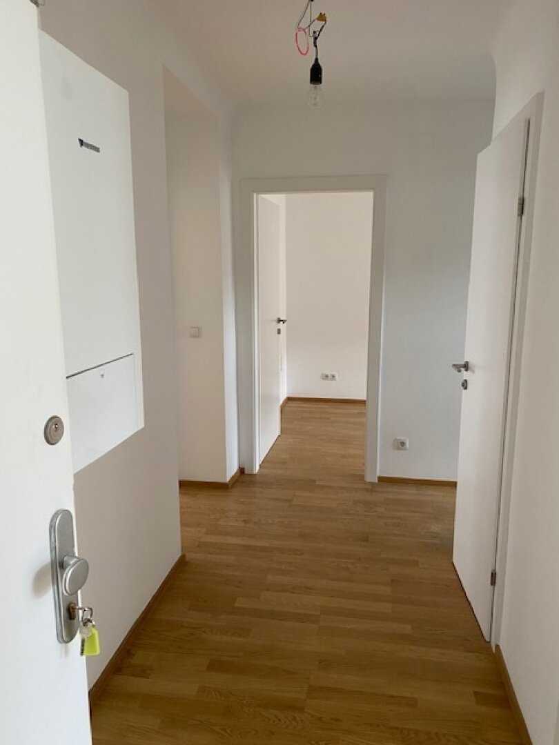 Vorraum alle Zimmer zentral begehbar