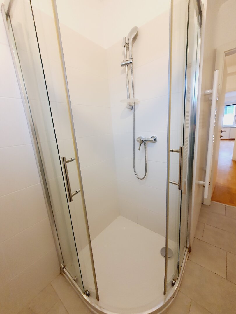 Top sanierter Neubau 3 Zimmer 4.Liftstock - ruhige Lage