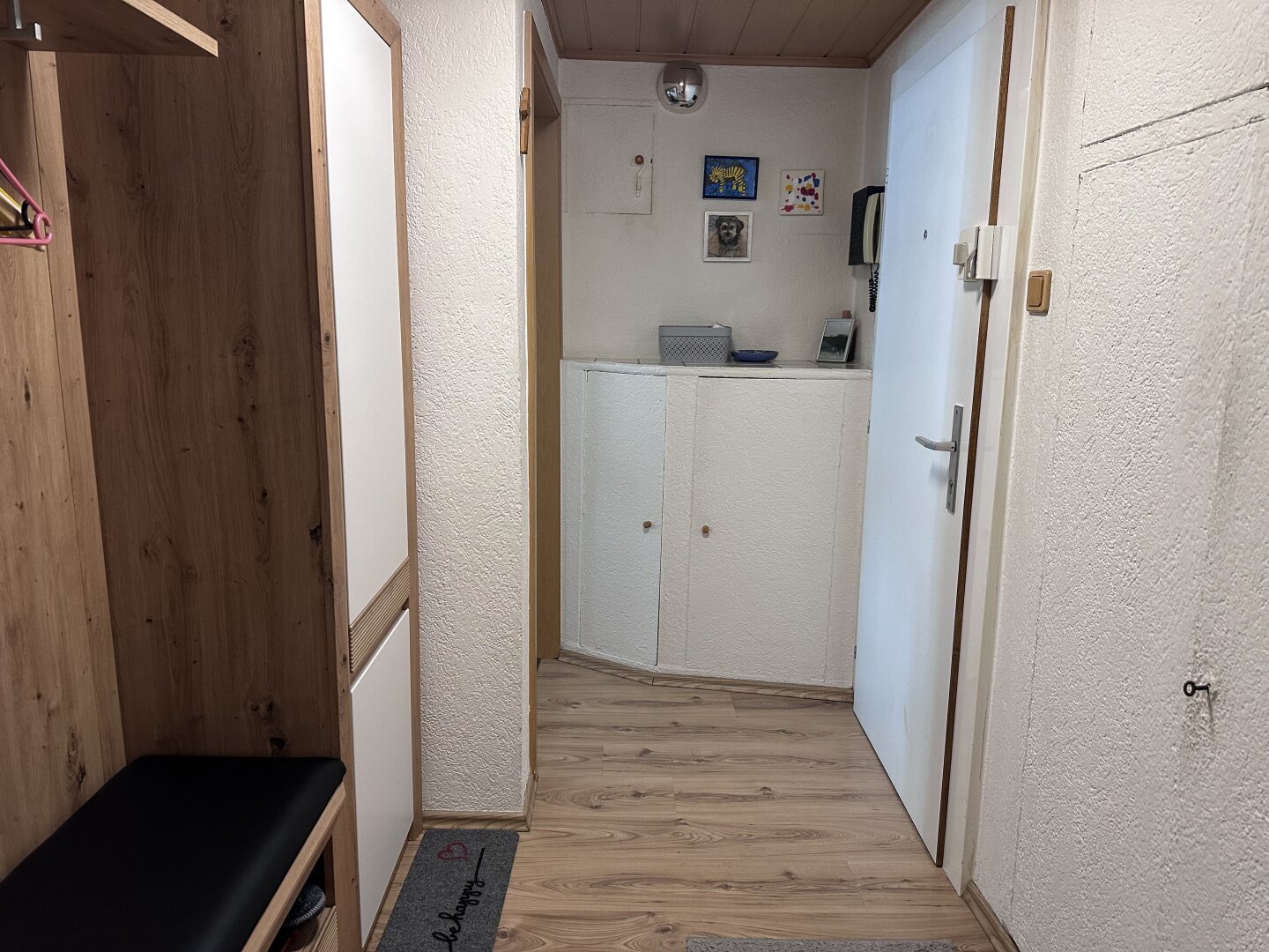 3 ZIMMER STADTWOHNUNG - FREIER MIETZINS - WG MÖGLICH - STELLPLATZ ANMIETBAR