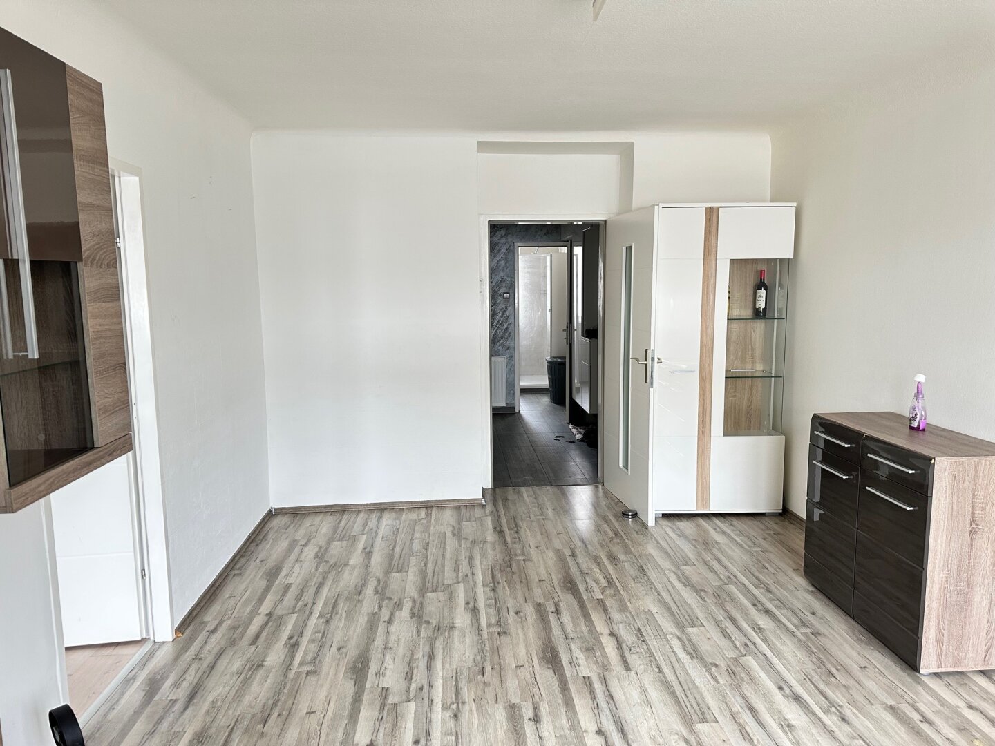 Helle Neubau-Eigentumswohnung mit durchdachtem Familiengrundriss – Attraktive Gelegenheit für Investoren