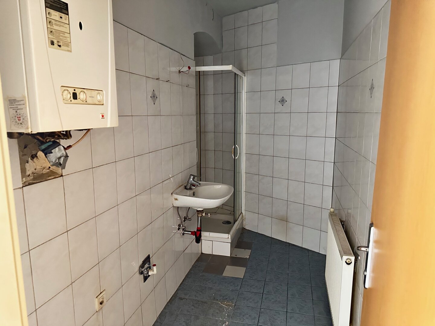Helle Wohnung für kreative Handwerker - LUGNER CITY Nähe