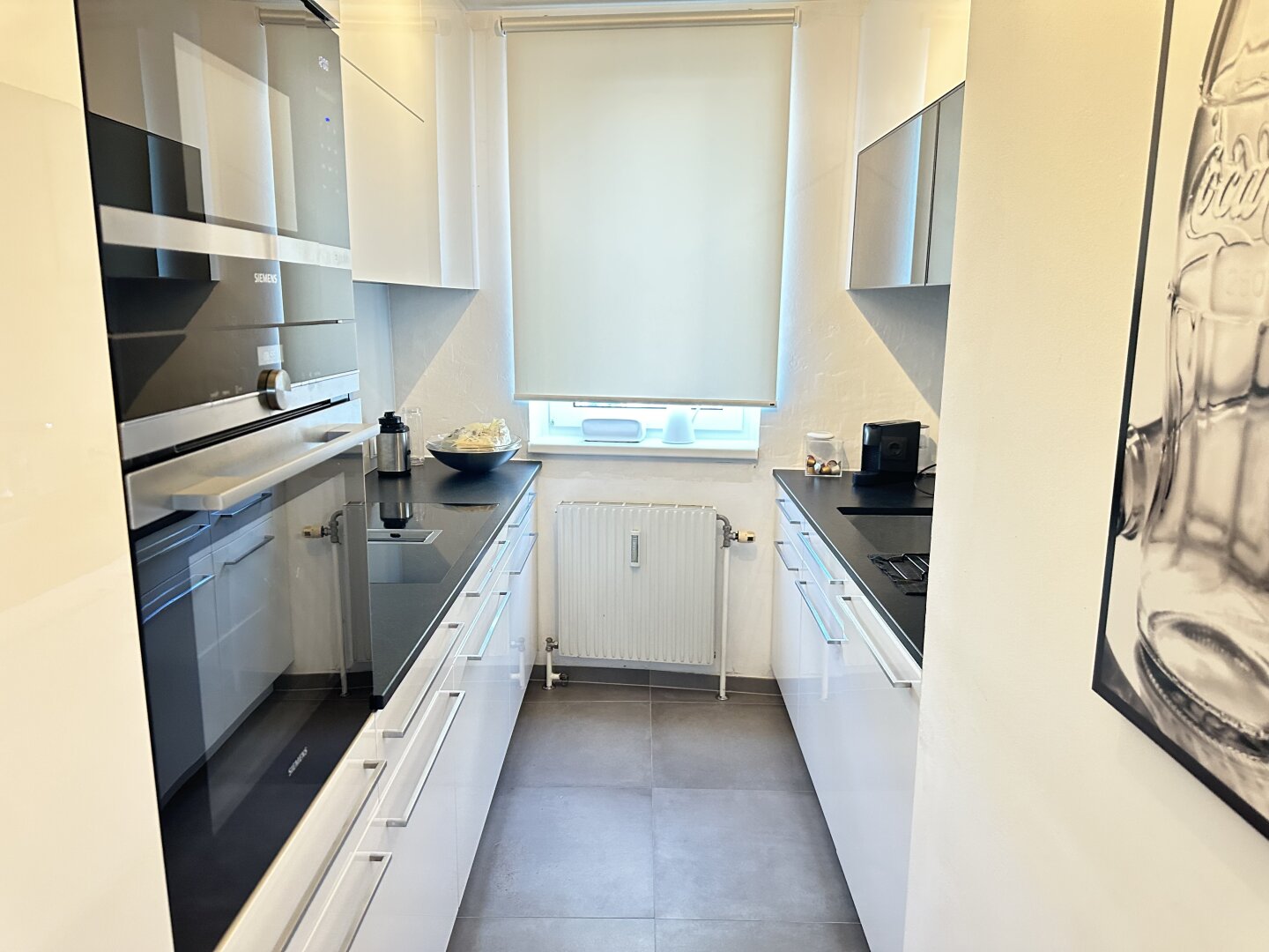 MODERNE HELLE MAISONETTE-WOHNUNG mit TIEFGARAGENSTELLPLATZ