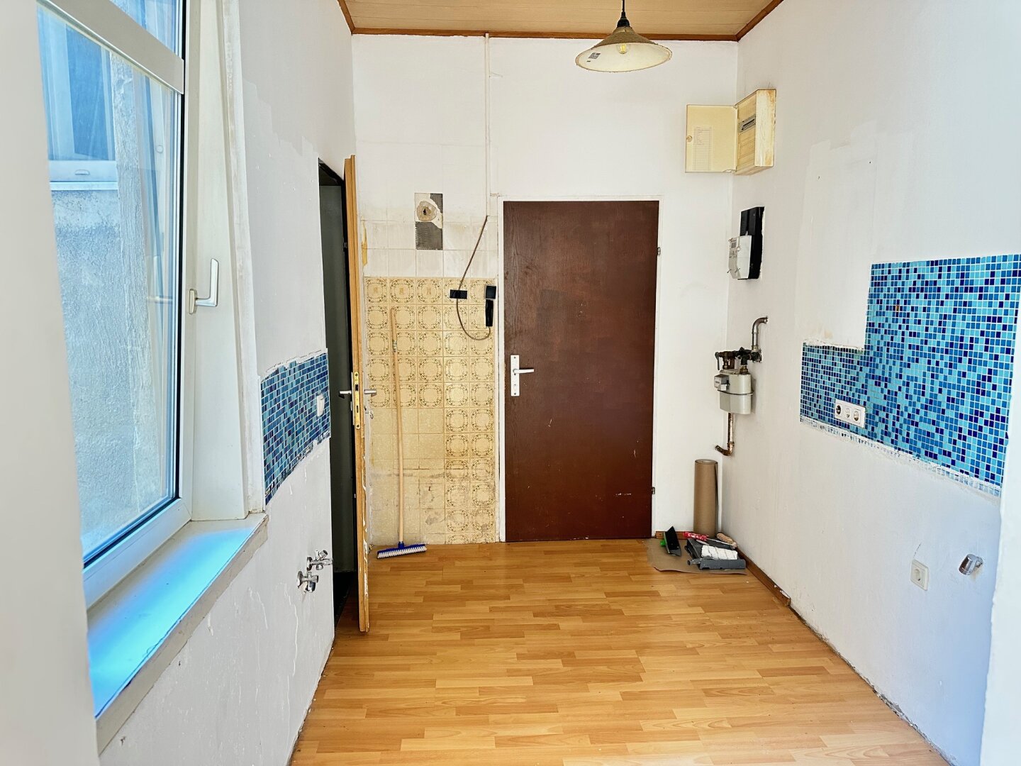 Helle 2 Zimmer Wohnung mit perfekter Anbindung - GRÜNBLICK