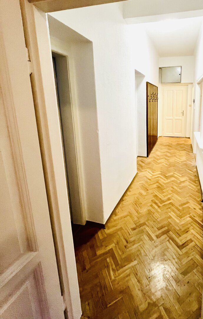 Büro mit Terrasse in zentraler Lage - ideal als Kanzlei -  zu vermieten