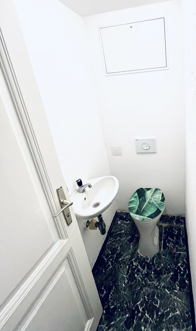 Büro mit Terrasse in zentraler Lage - ideal als Kanzlei -  zu vermieten