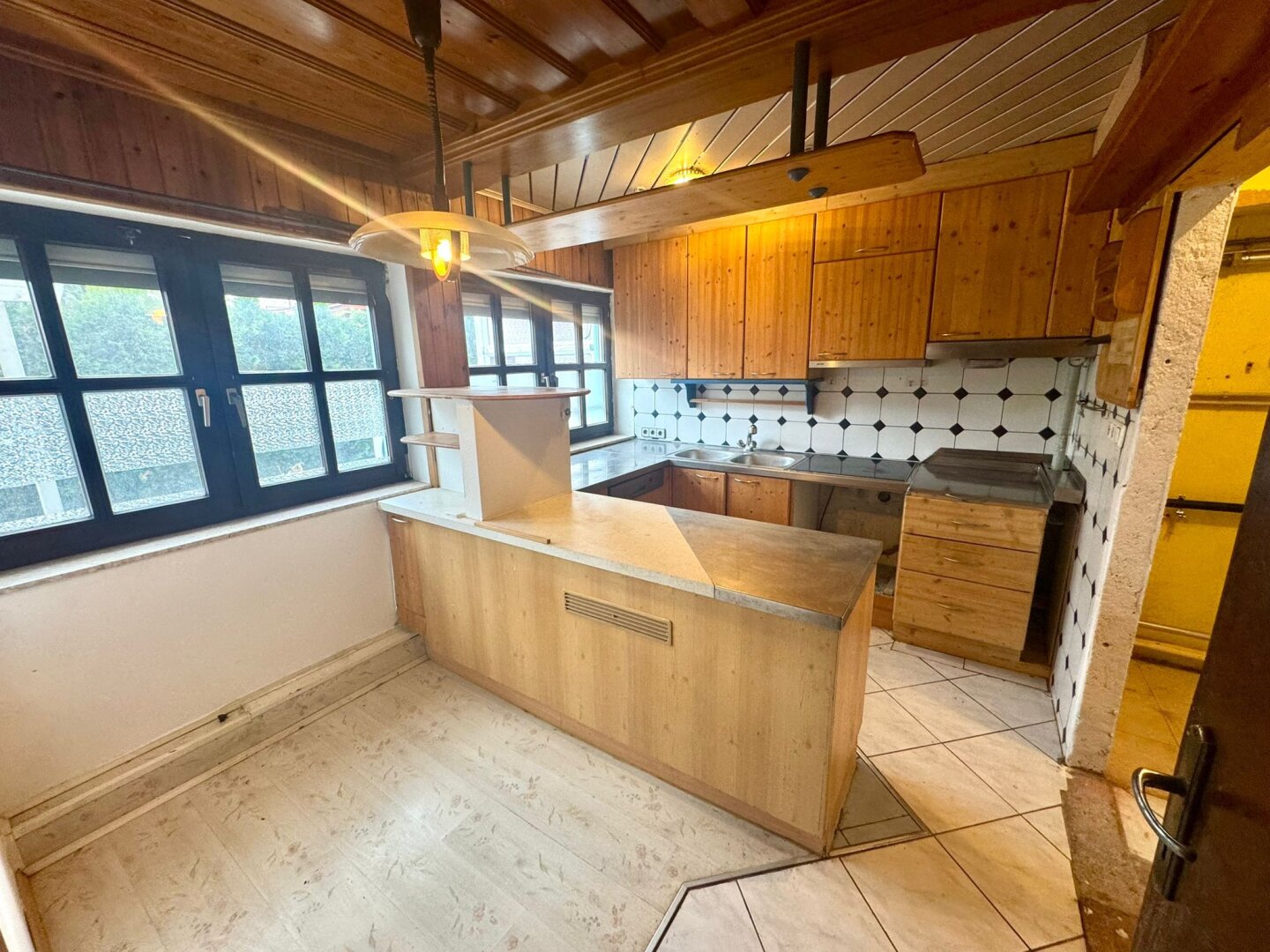 REIHENMITTELHAUS IN TERNITZ ZU VERKAUFEN