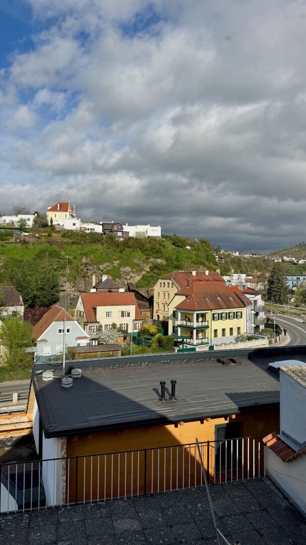 Wohnen im Zentrum: sanierungsbedürftiges Einfamilienhaus mit Entwicklungspotential (inkl. Studie)