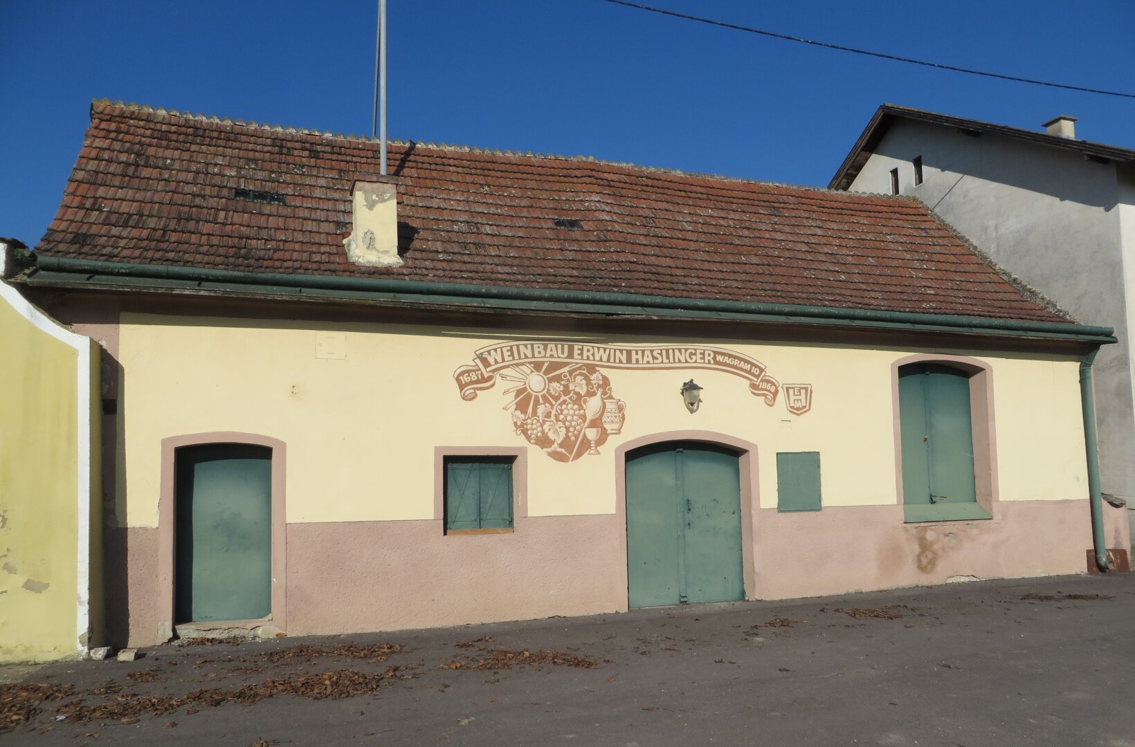 NEUER PREIS - Einmalige Gelegenheit - Weinkeller inkl. Weingarten