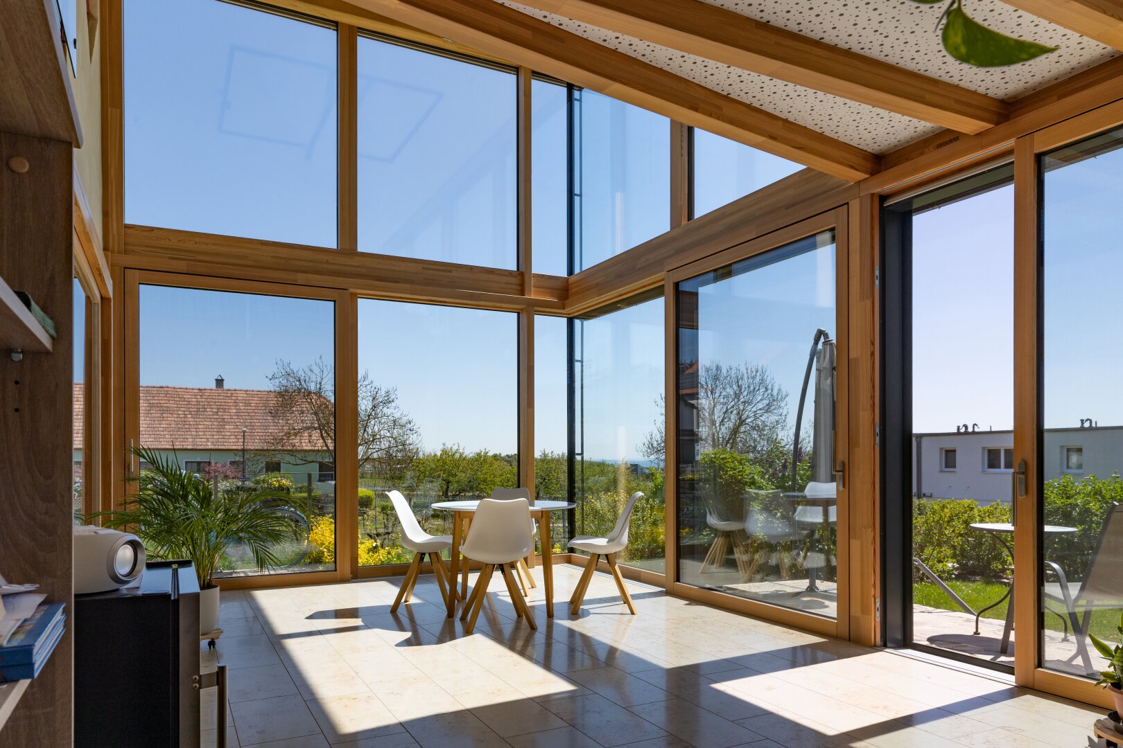 NEU AM MARKT: Exklusives Einfamilienhaus mit Wintergarten und Blick auf das Benediktinerstift Göttweig