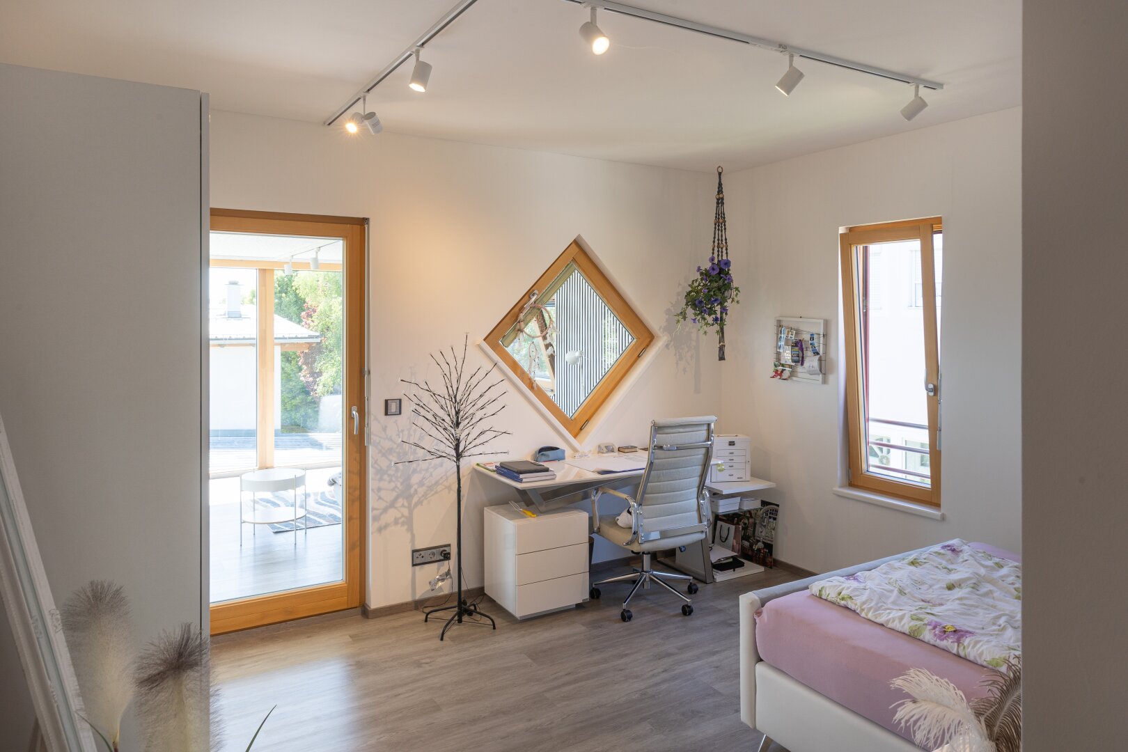 NEU AM MARKT: Exklusives Einfamilienhaus mit Wintergarten und Blick auf das Benediktinerstift Göttweig