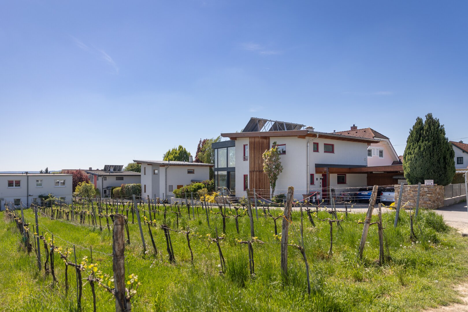 NEU AM MARKT: Exklusives Einfamilienhaus mit Wintergarten und Blick auf das Benediktinerstift Göttweig