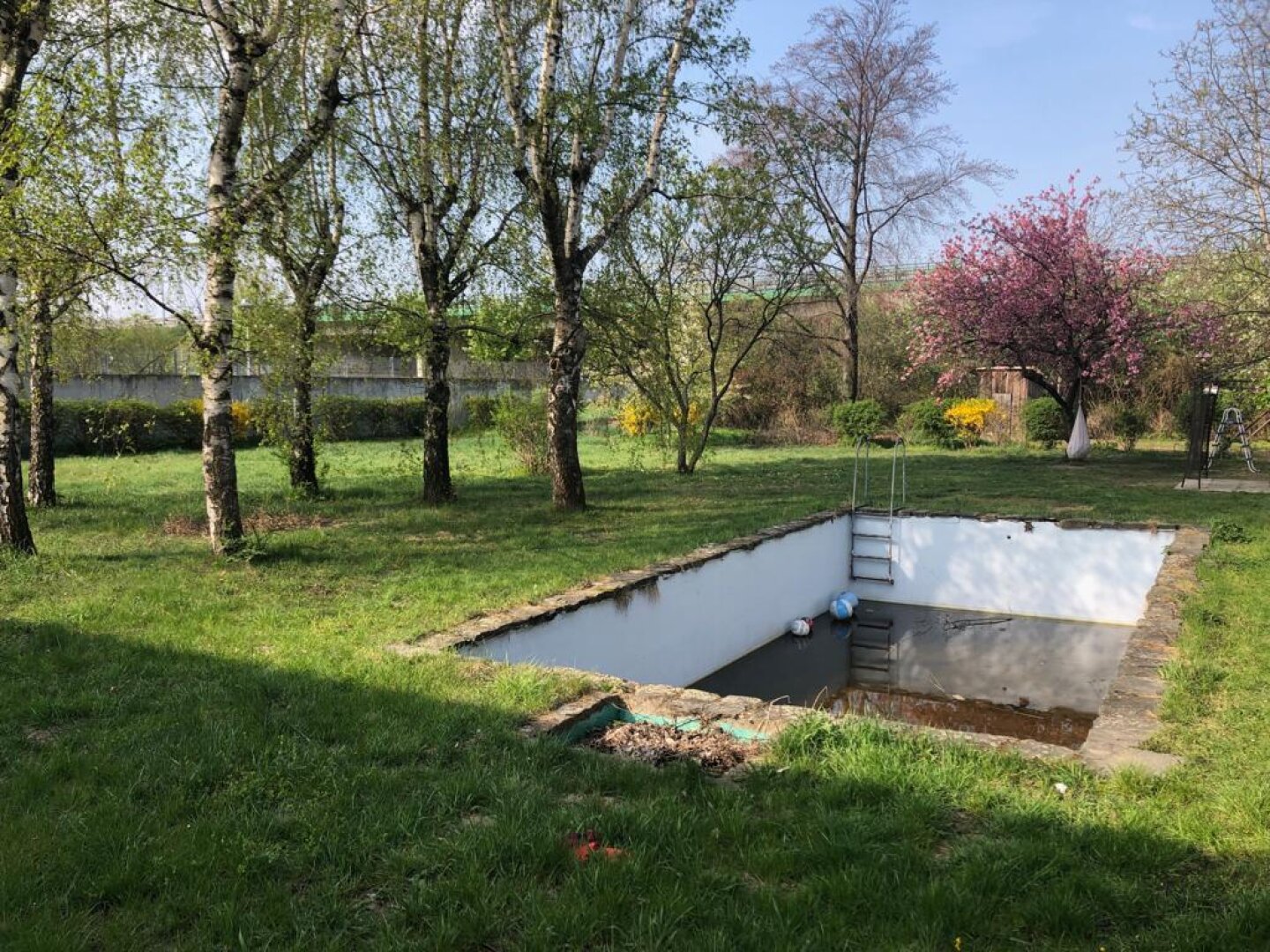Gewerbeobjekt mit ca. 550m² (Büros, Lager) in guter Verkehrslage