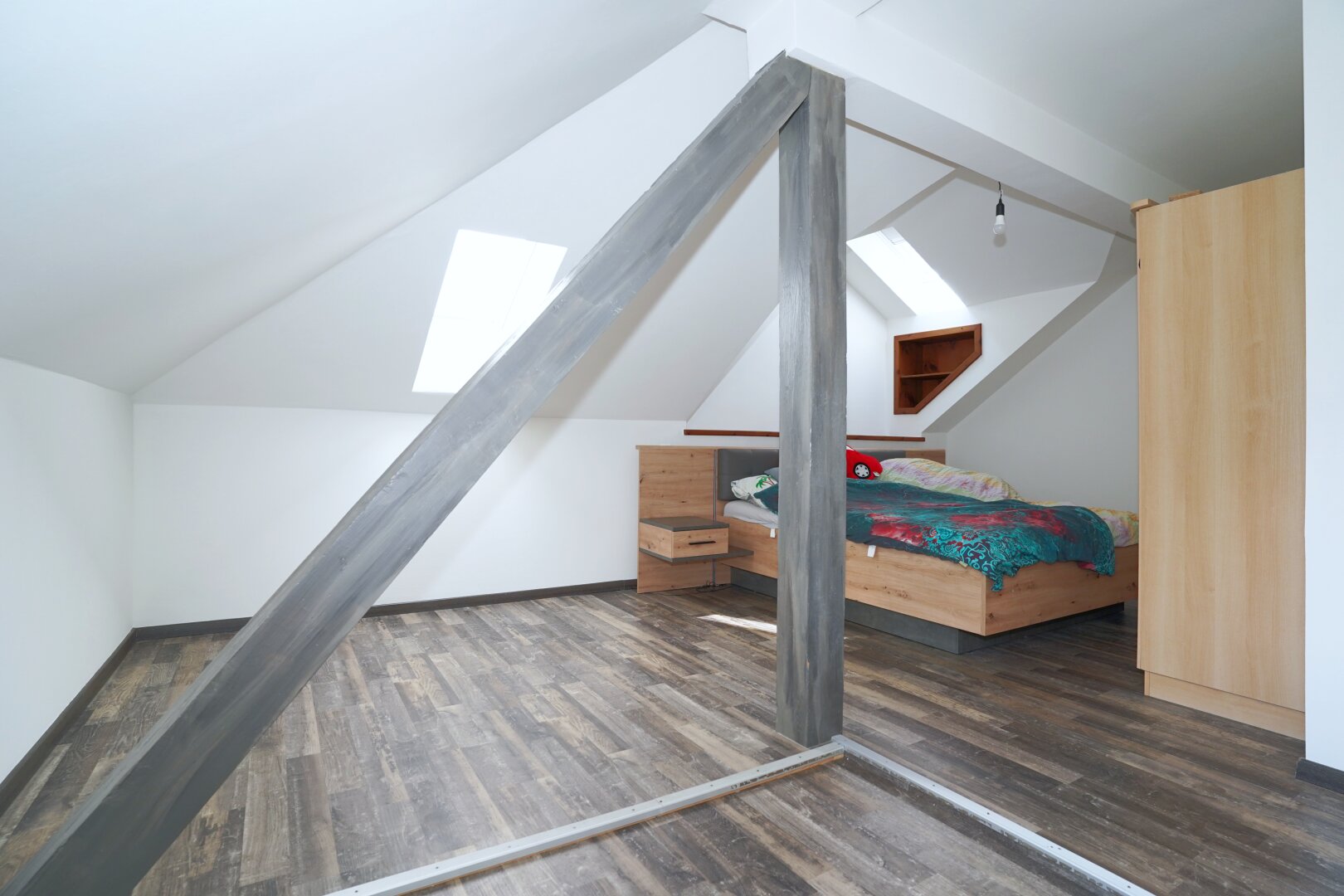 Exklusive Dachgeschoßwohnung im Herzen von Spittal - großzügiges Wohnen mit besonderem Charakter
