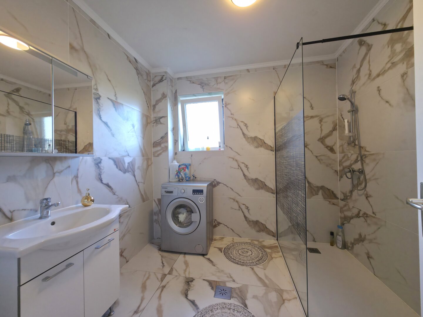 Badezimmer - EG