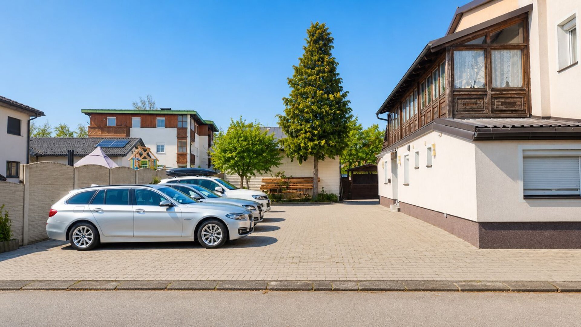 Pension mit Gastronomie & Entwicklungspotenzial in zentraler Lage von Braunau am Inn – zu verkaufen