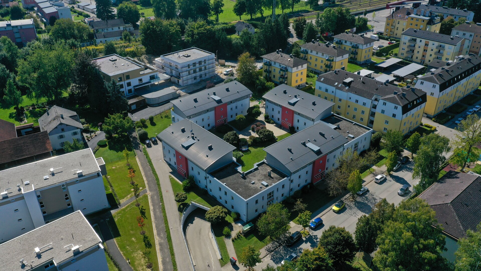 Vermietete 4 Zimmer Gartenwohnungen nähe Stadtpark Ried - 4,8% Rendite