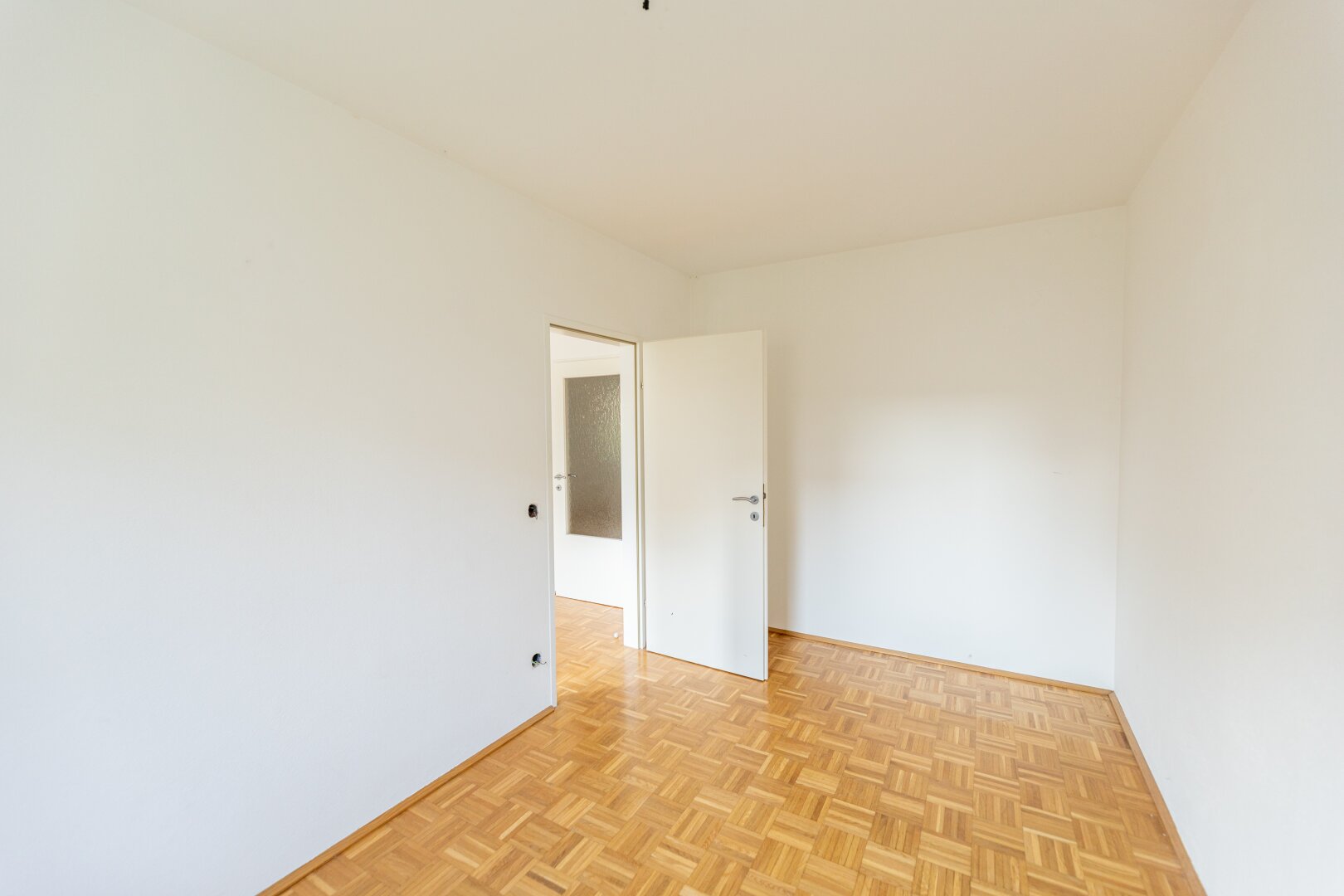 vermietete 4 Zimmer Anleger Gartenwohnung am Stadtpark Ried - Provisionsfrei