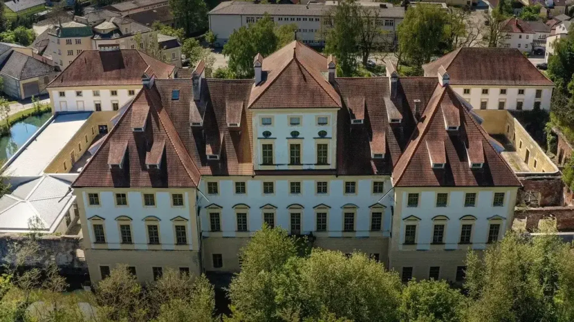 Majestätische Umgebung verlangt nach erstklassigem Genusserlebnis - Pächter gesucht