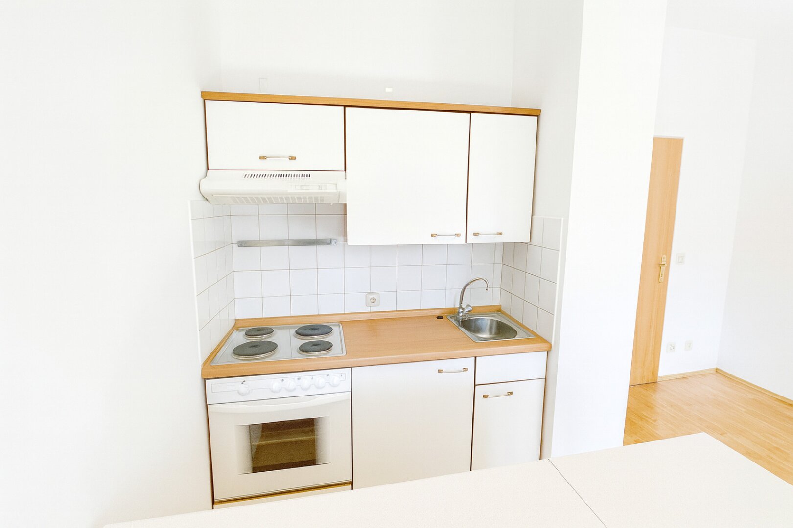Charmante 2-Zimmer Wohnung mit Balkon und Ausblick ins Grüne - Gründberghof Top 9