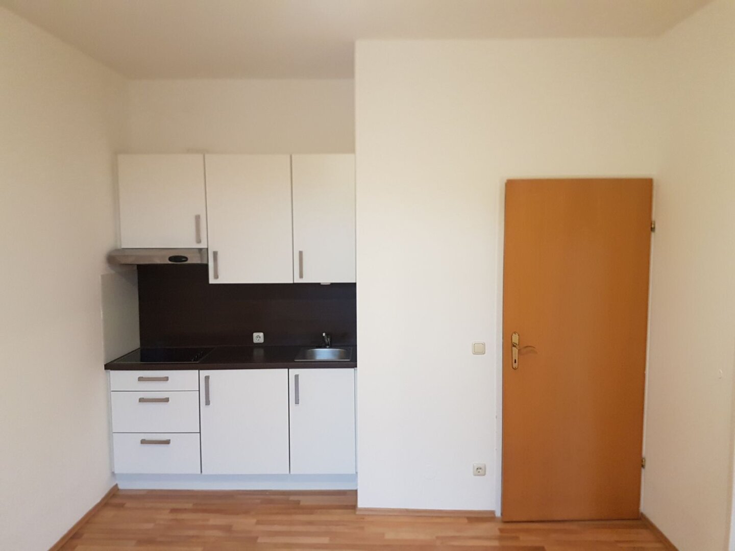 Charmante 2-Zimmer-Wohnung mit Balkon in ruhiger Grünlage – Gründberghof Top 10