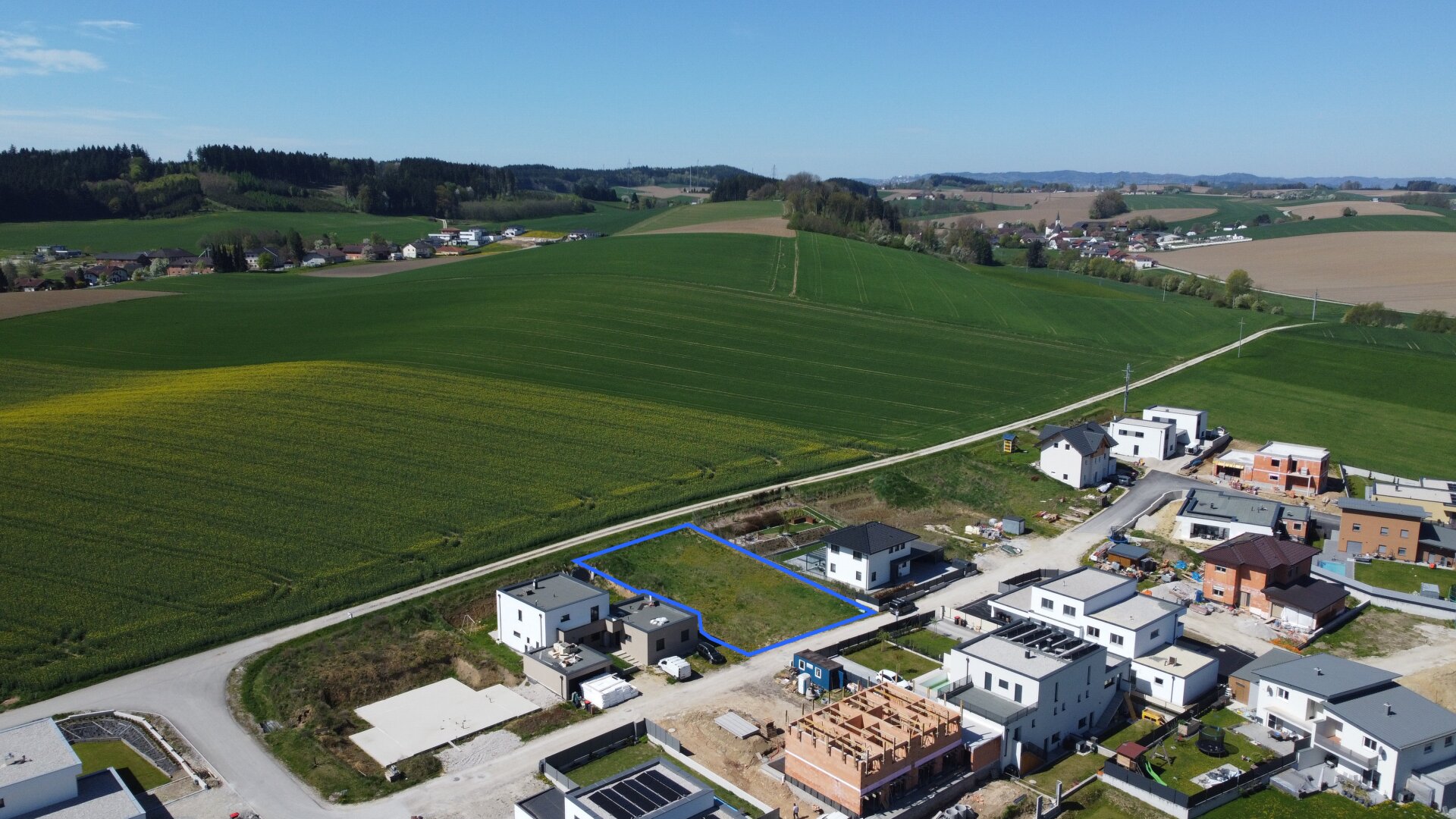 Grundstück in ruhiger Lage mit sanfter Hanglage und Grünblick