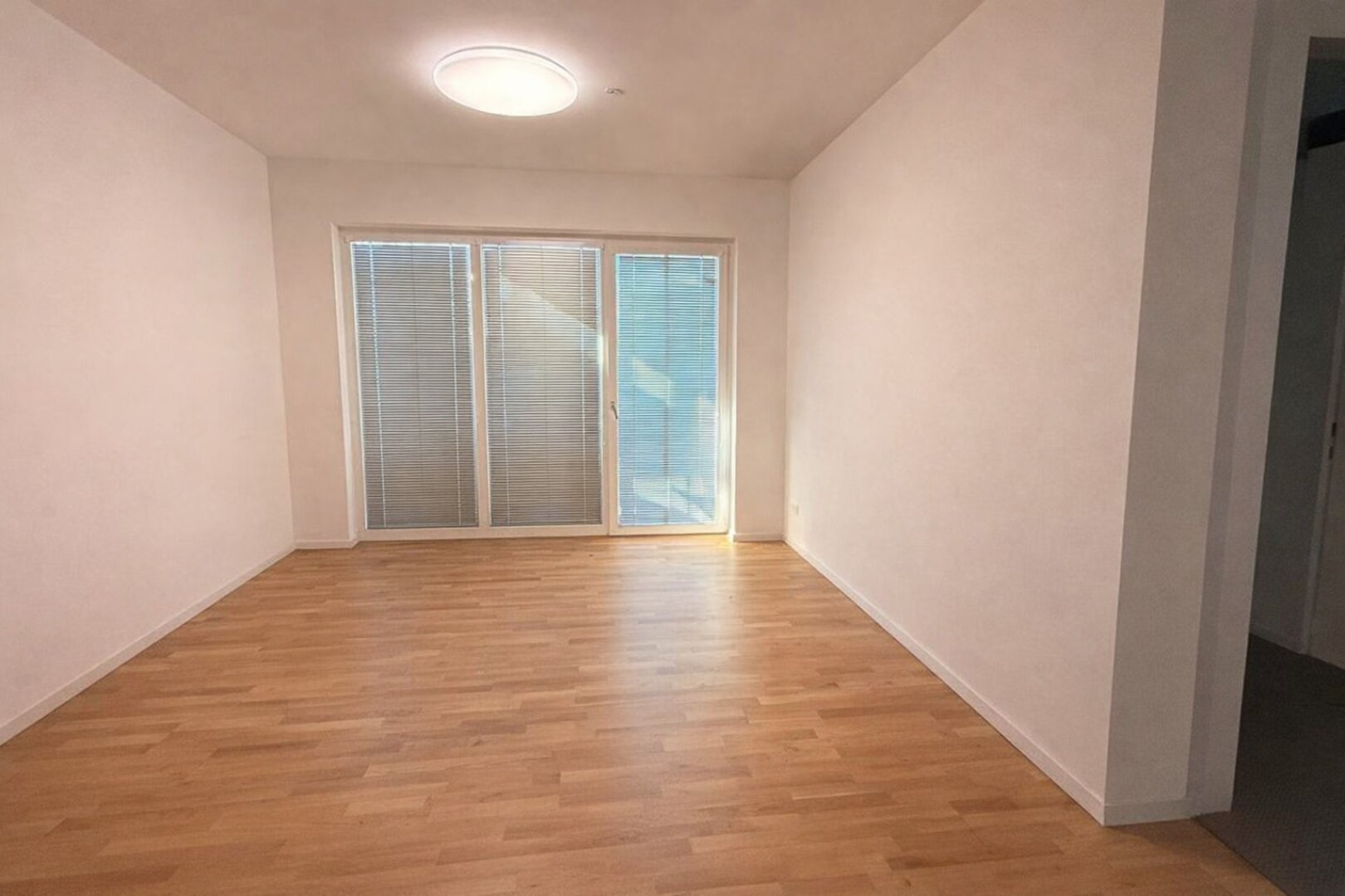 Schöne 3-Zimmer-Neubau-Wohnung mit Garten - Heliosallee - Top D03