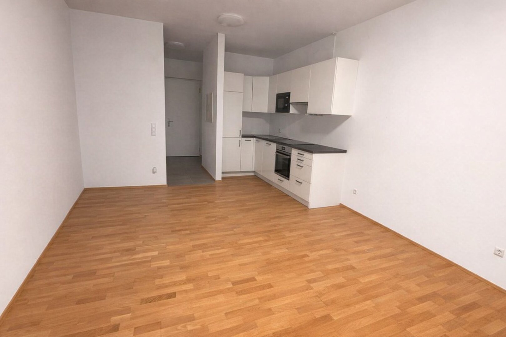 Schöne 3-Zimmer-Neubau-Wohnung mit Garten - Heliosallee - Top D03