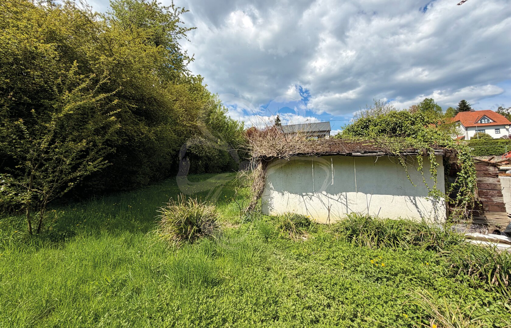 Sonniges 751m² Baugrundstück in ruhiger Siedlungslage von Leonding