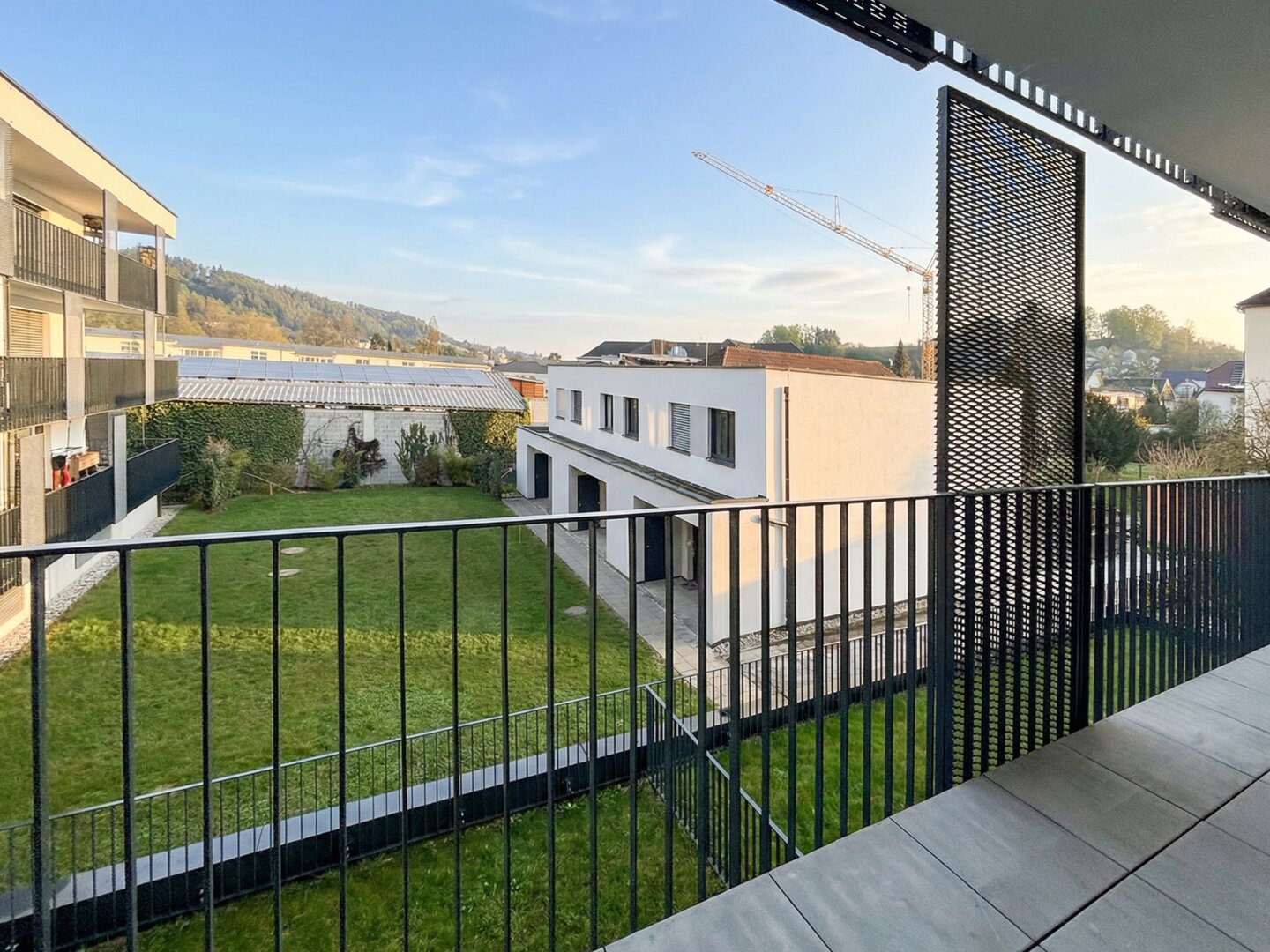 Moderne 2-Zimmer-Wohnung mit großzügiger Loggia & TG-Stellplatz