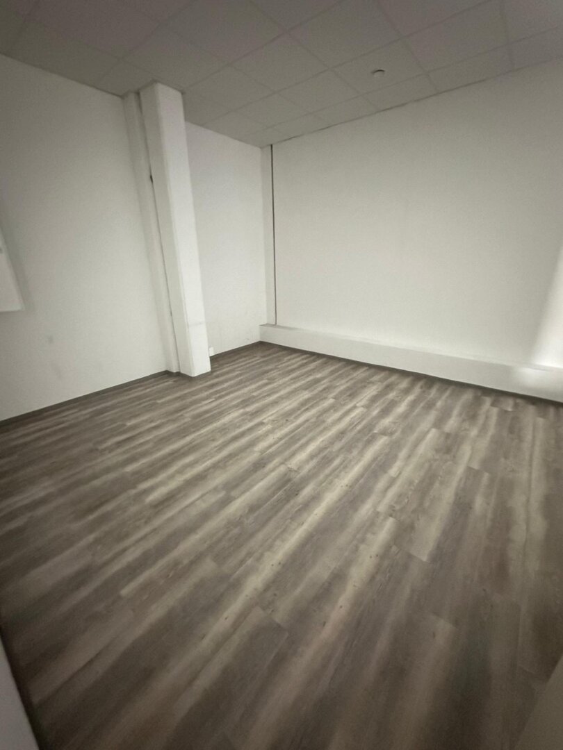 "Optimale Gewerbefläche in Voitsberg: Attraktive barrierefreie Immobilie mit Parkplätzen sucht neuen Mieter!"