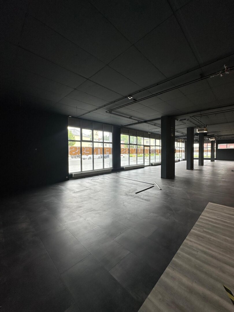 "Optimale Gewerbefläche in Voitsberg: Attraktive barrierefreie Immobilie mit Parkplätzen sucht neuen Mieter!"