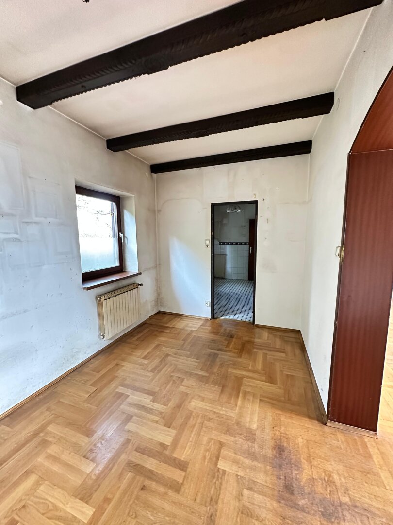 Verborgener Schatz in Graz: Sanierungsbedürftiges Juwel mit Traumaussicht in Graz-Andritz zu verkaufen!