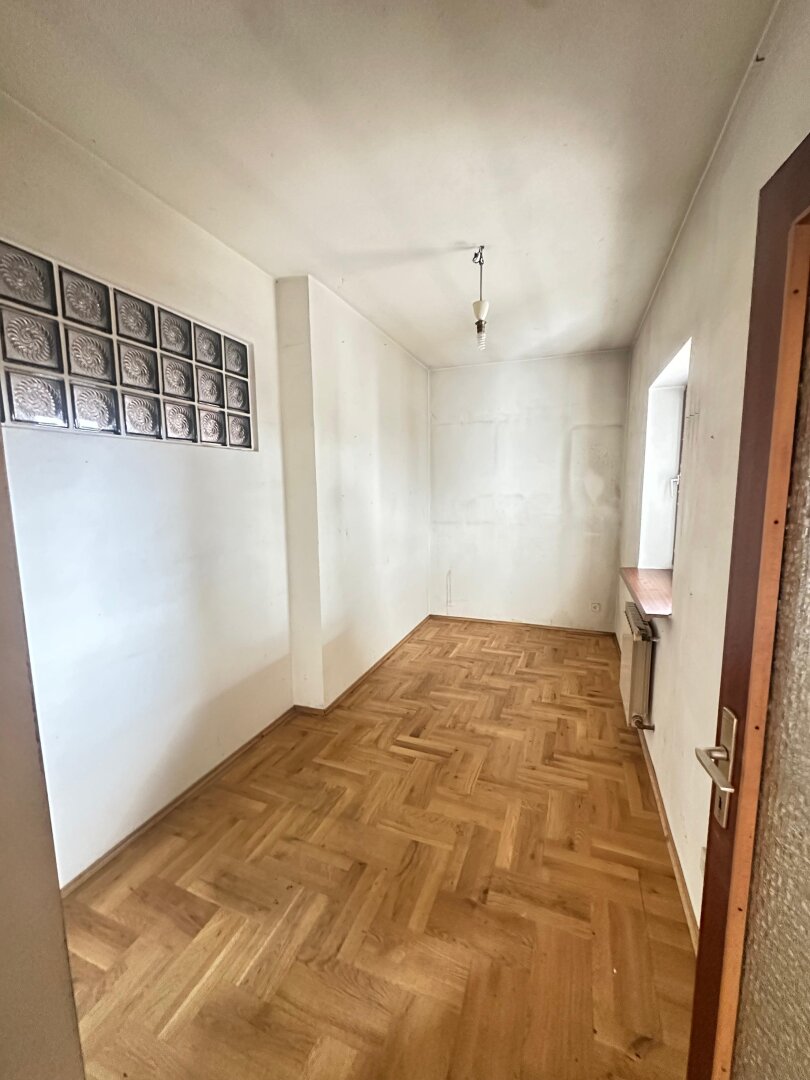 Verborgener Schatz in Graz: Sanierungsbedürftiges Juwel mit Traumaussicht in Graz-Andritz zu verkaufen!